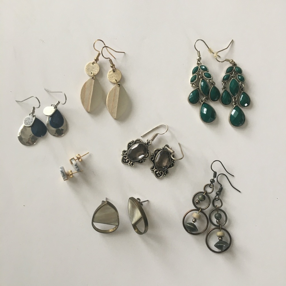 Bundle of 7 pairs of unique earrings!!